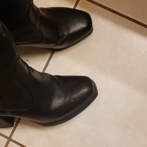 Above the knee leather and man made boots. - Picture 3 of 5